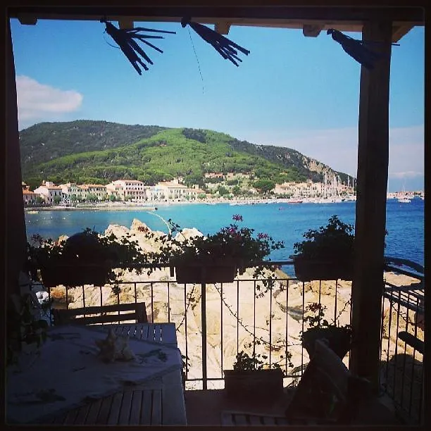 Villa La Casina Rossa Marciana Marina  Italien